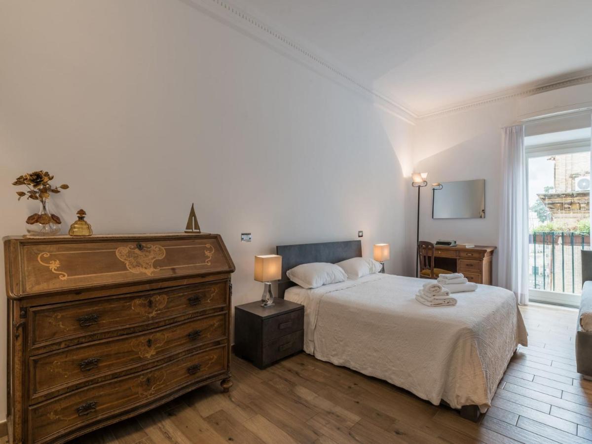 The Best Rent - Elegant Three-Bedroom Apartment A Few Steps From Fontana Di Trevi Exterior foto